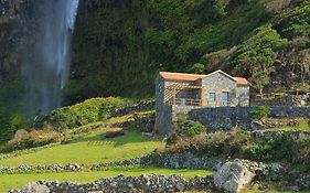 Moinho Da Cascata